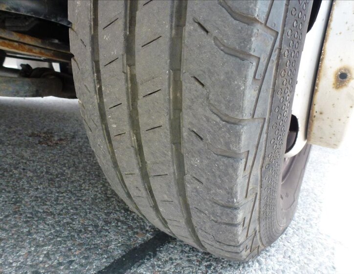 Mitsubishi Canter Skříň 3,0 l 92 kw