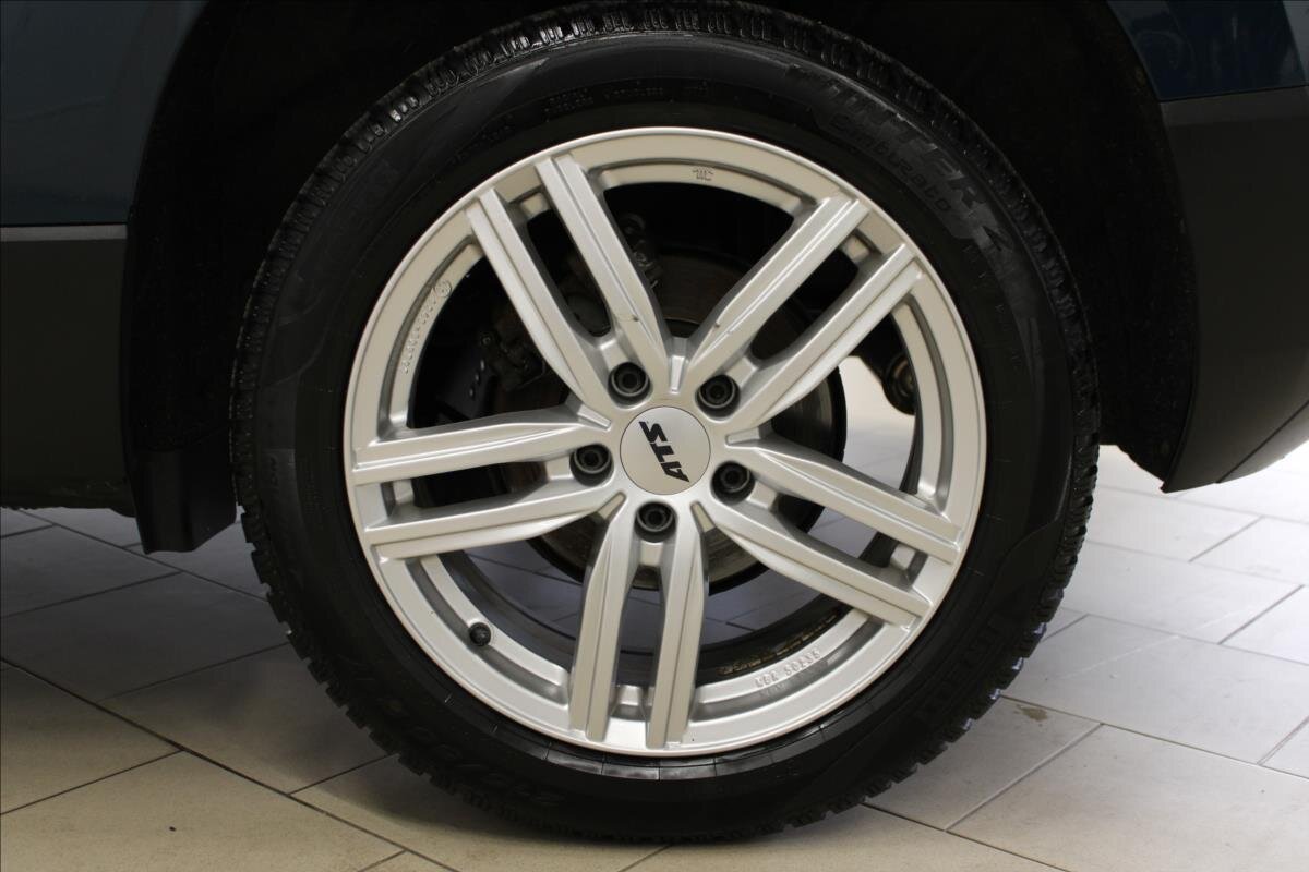 Škoda Karoq SUV / Terénní 1,5 l 110 kw