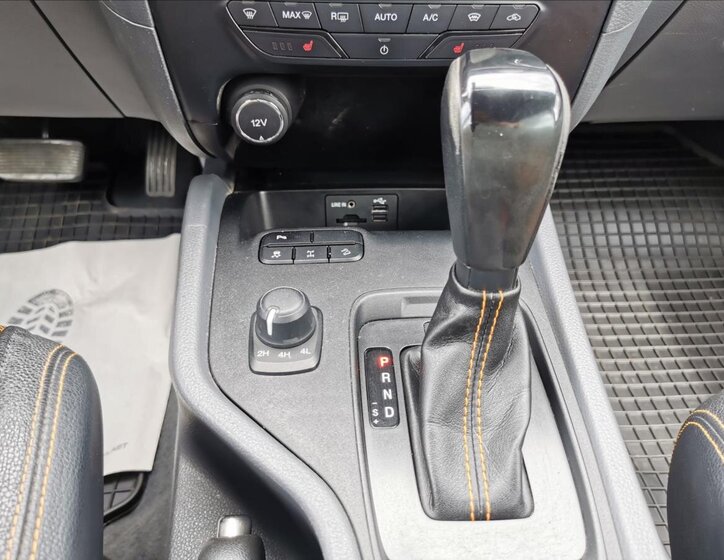 Ford Ranger Pick-up 3,2 l 147 kw