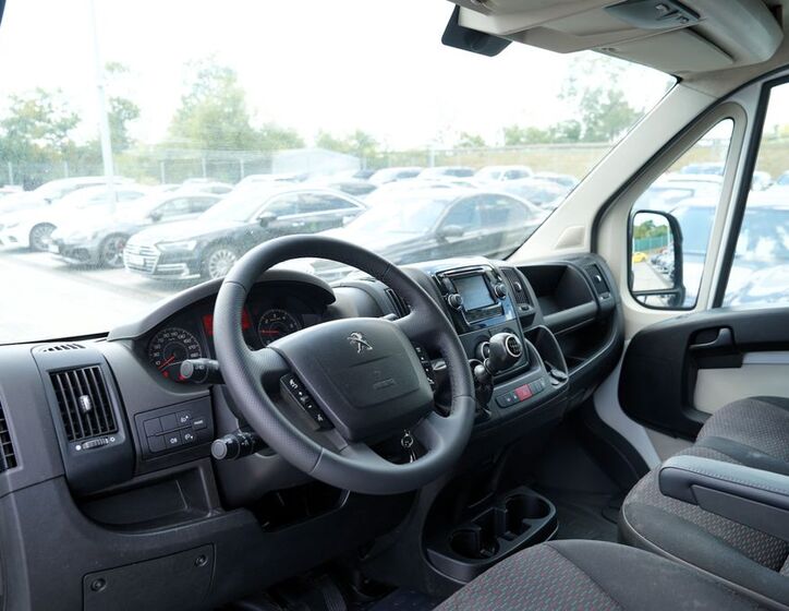 Peugeot Boxer 22