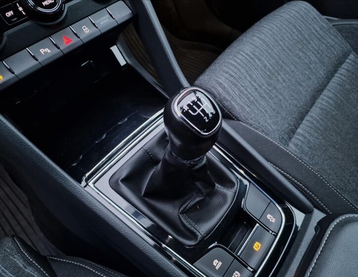 Škoda Karoq SUV / Terénní 2,0 l 110 kw