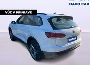 Volkswagen Touareg 4