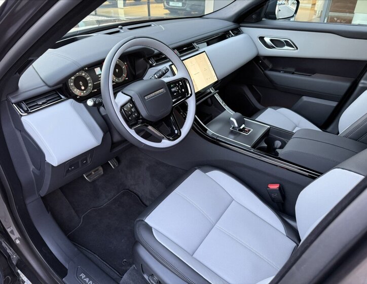 Land Rover Range Rover Velar SUV / Terénní 3,0 l 221 kw