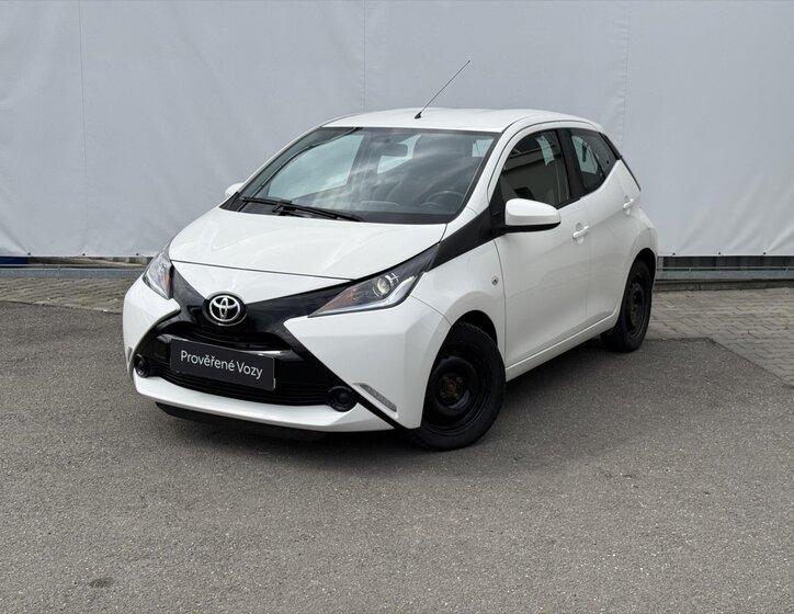 Toyota Aygo Hatchback 998,0 51 kw
