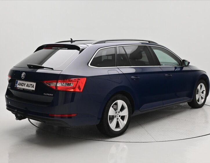 Škoda Superb 5