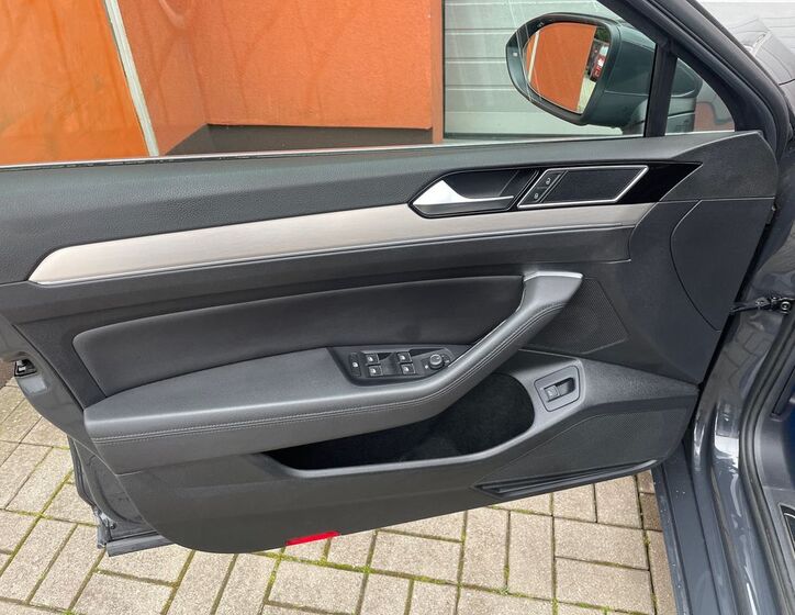 Volkswagen Passat 33