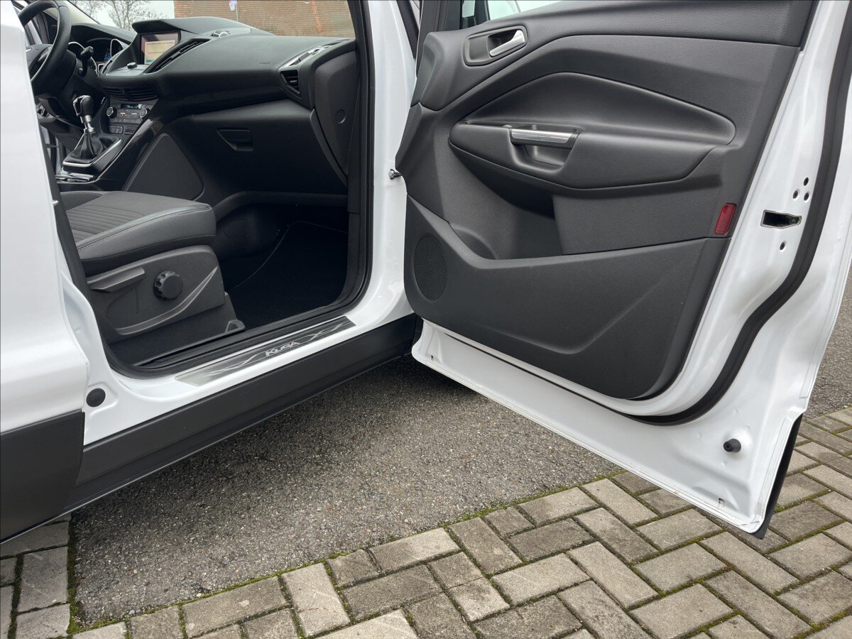 Ford Kuga Kombi 2,0 l 132 kw