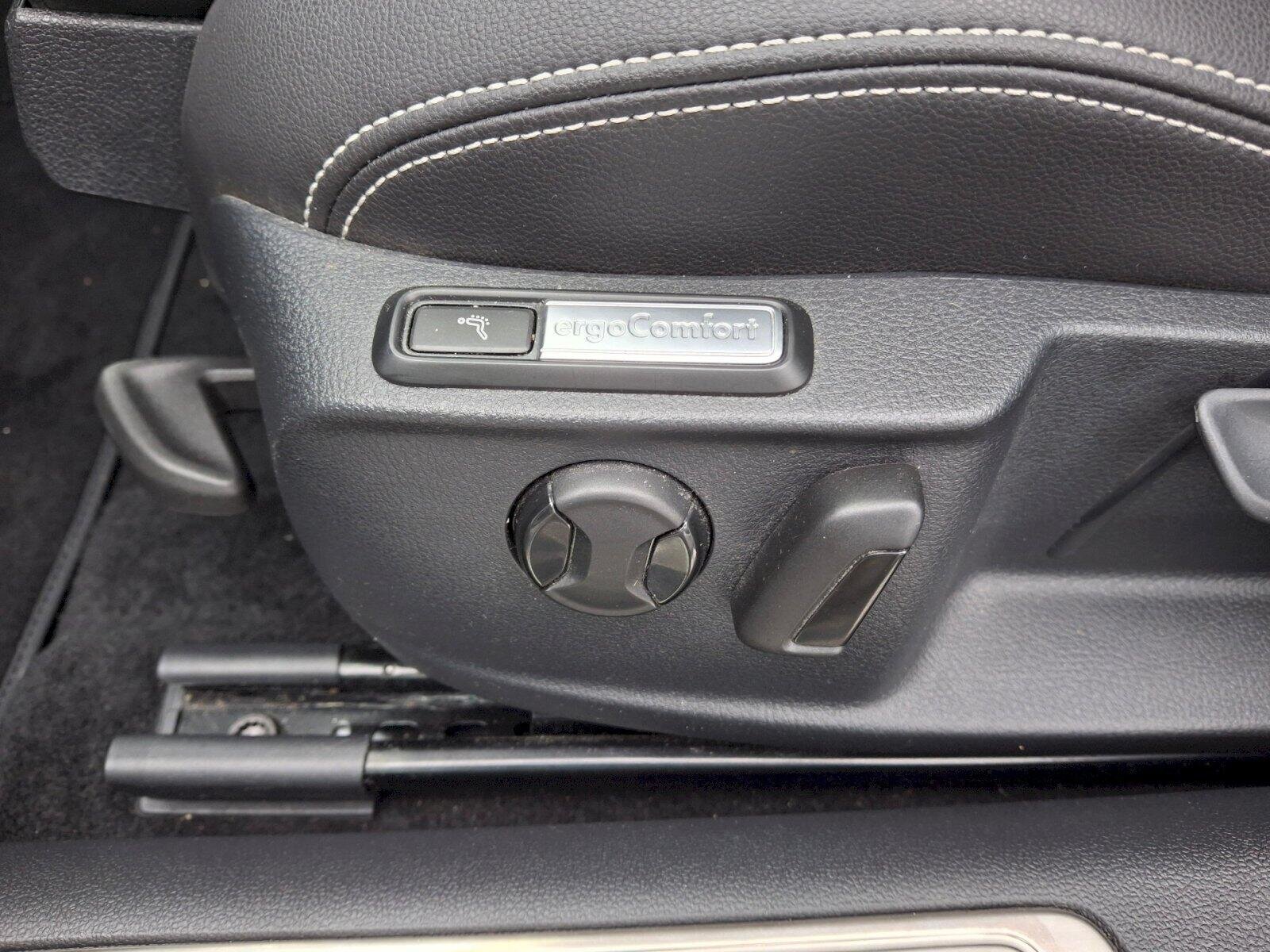 Volkswagen Passat Kombi 2,0 l 110 kw