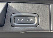 Volvo XC60 SUV / Terénní 2,0 l 145 kw