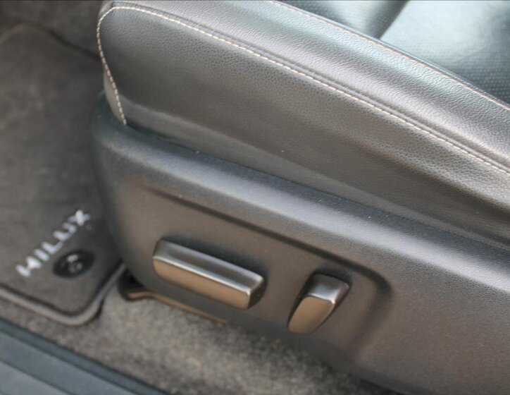 Toyota Hilux Pick-up 2,8 l 150 kw