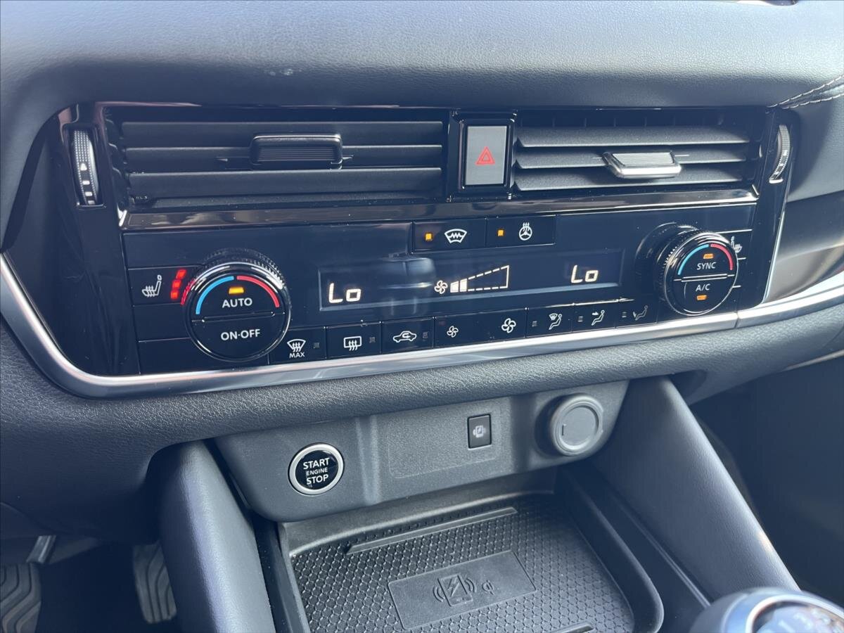 Nissan Qashqai SUV / Terénní 1,3 l 116 kw