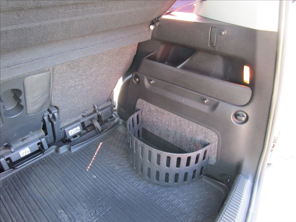 Škoda Roomster Kombi 1,4 l 63 kw