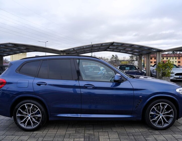 BMW X3 7