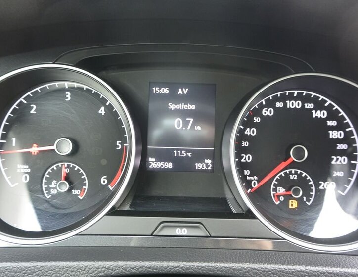 Volkswagen Golf Kombi 2,0 l 110 kw