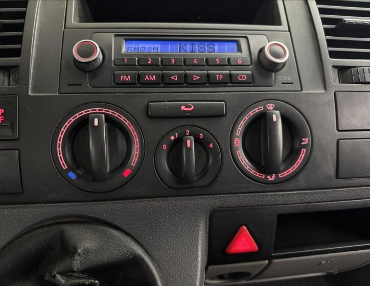 Volkswagen Transporter Valník 1,9 l 75 kw