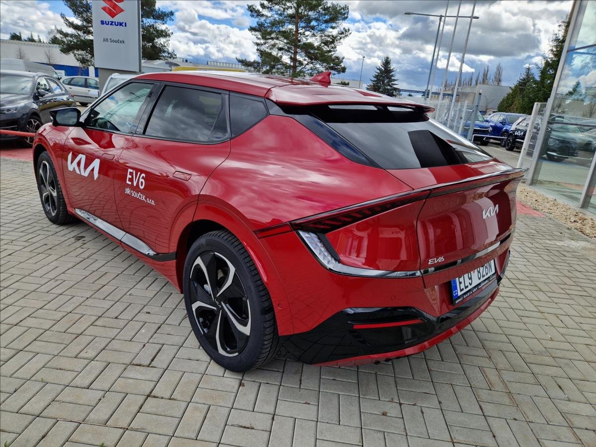 KIA EV6 Hatchback 0,0 239 kw