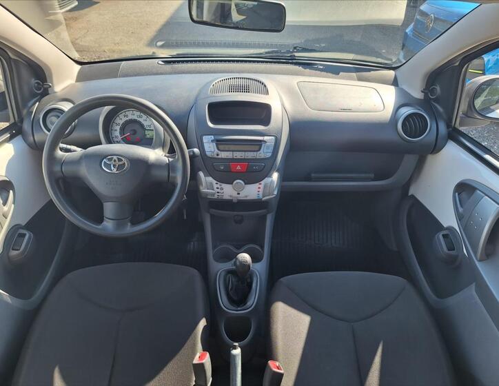Toyota Aygo 6