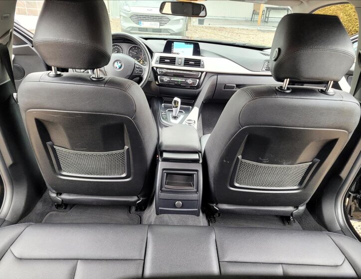 BMW Řada 3 Kombi 2,0 l 100 kw