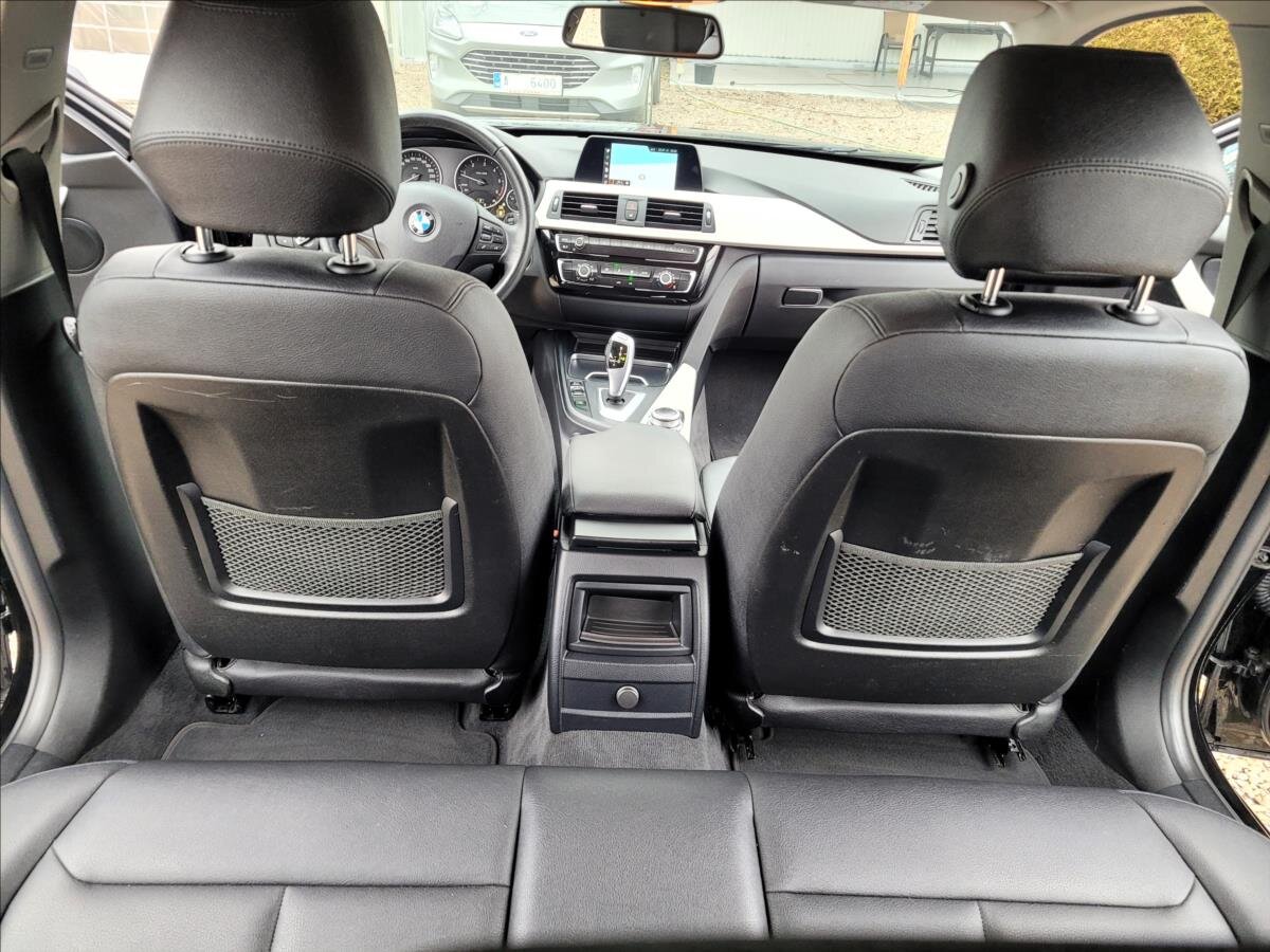 BMW Řada 3 Kombi 2,0 l 100 kw