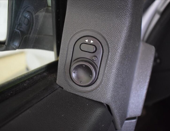 Opel Meriva MPV 1,7 l 74 kw