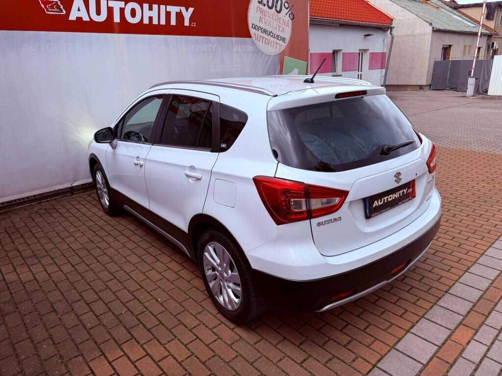Suzuki SX4 S-Cross SUV / Terénní 1,4 l 103 kw