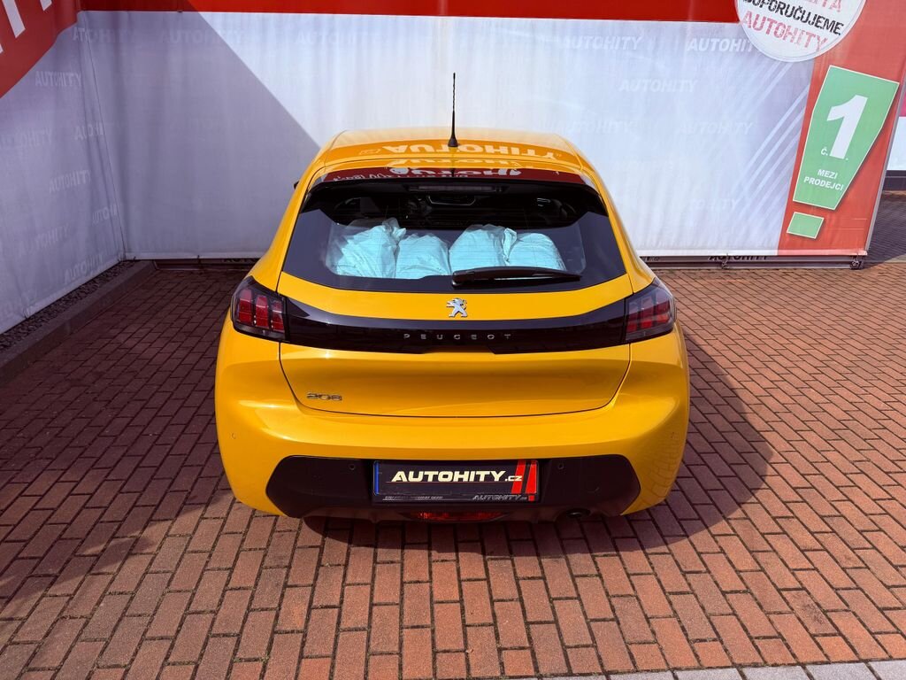 Peugeot 208 Hatchback 1,2 l 55 kw
