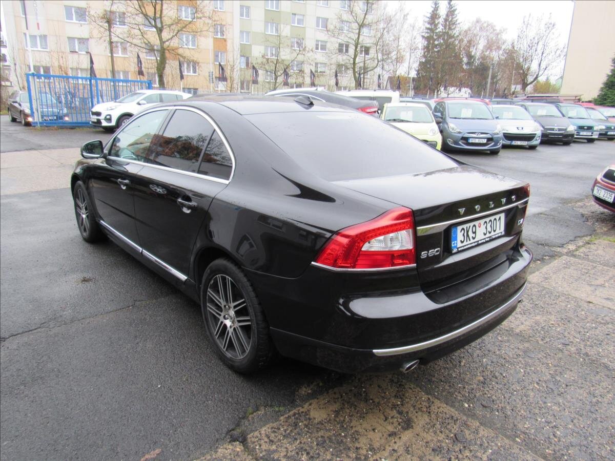 Volvo S80 Sedan 2,0 l 133 kw
