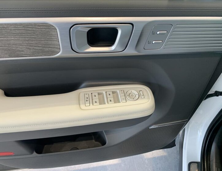 Hyundai Santa Fe SUV / Terénní 1,6 l 158 kw