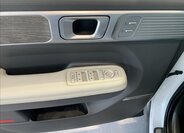 Hyundai Santa Fe SUV / Terénní 1,6 l 158 kw