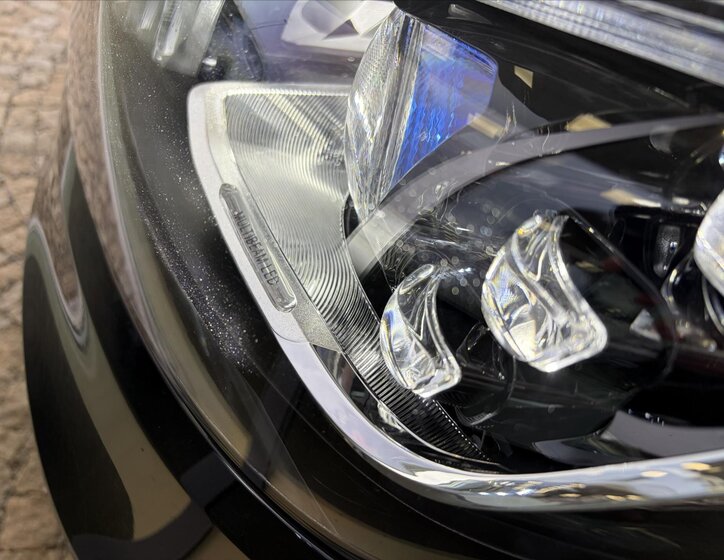 Mercedes-Benz Třídy S Sedan / Limuzína 4,0 l 345 kw