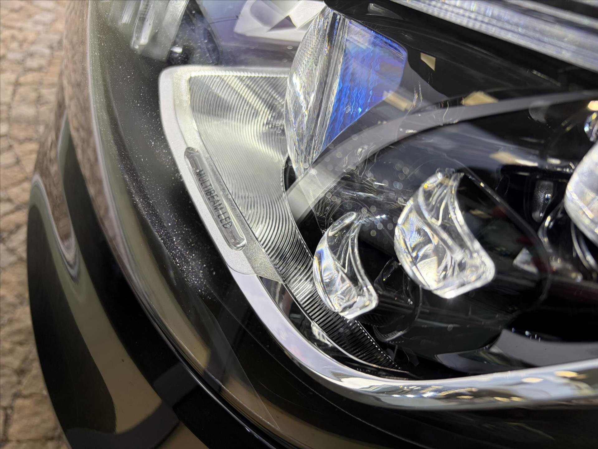 Mercedes-Benz Třídy S Sedan / Limuzína 4,0 l 345 kw