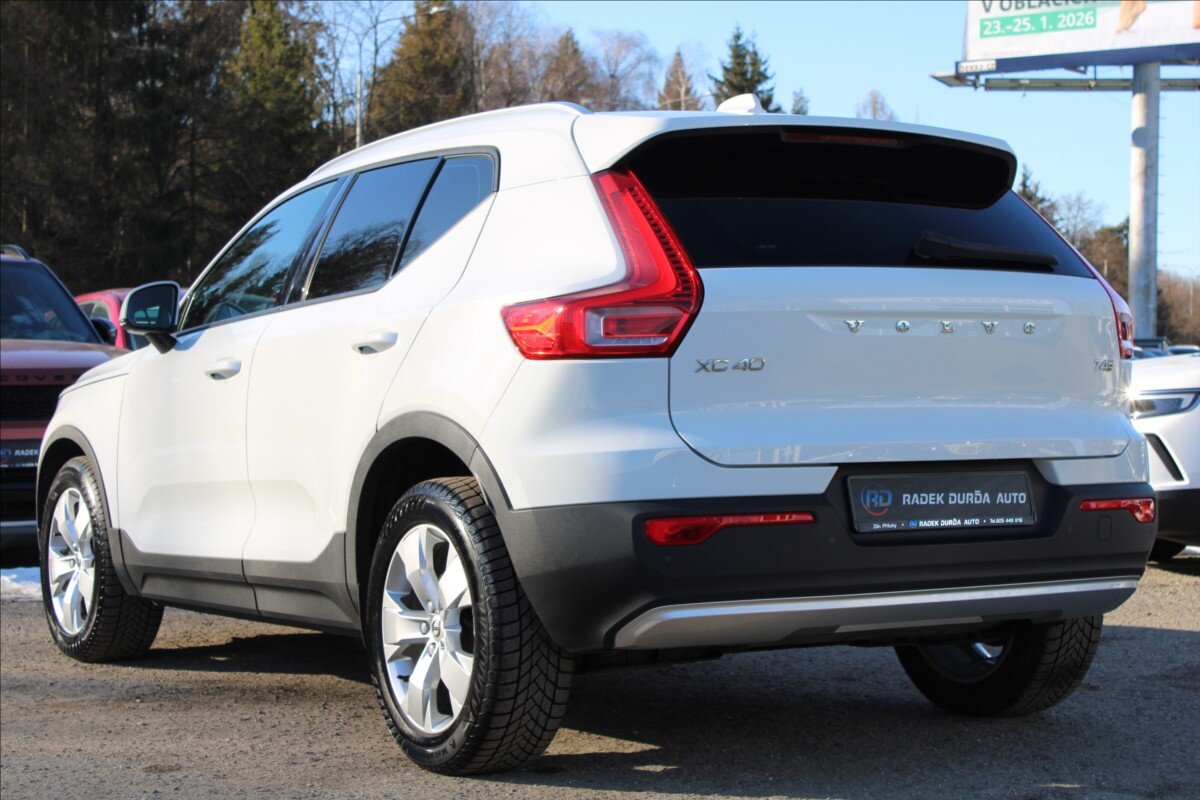 Volvo XC40 SUV 2,0 l 140 kw