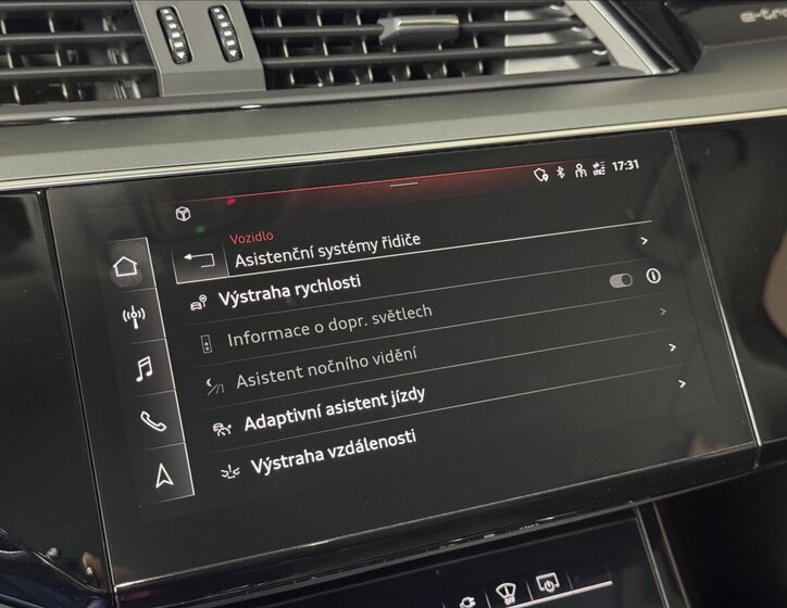 Audi e-tron SUV 0,0 300 kw