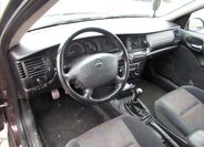 Opel Vectra Sedan 1,6 l 74 kw
