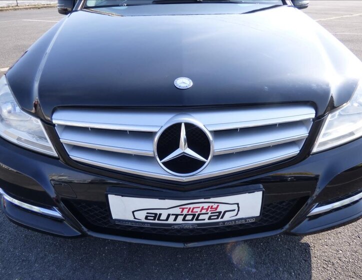 Mercedes-Benz Třídy C Sedan / Limuzína 2,1 l 88 kw