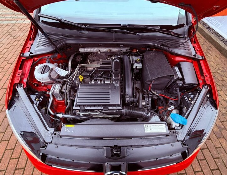 Volkswagen Golf Hatchback 1,2 l 77 kw