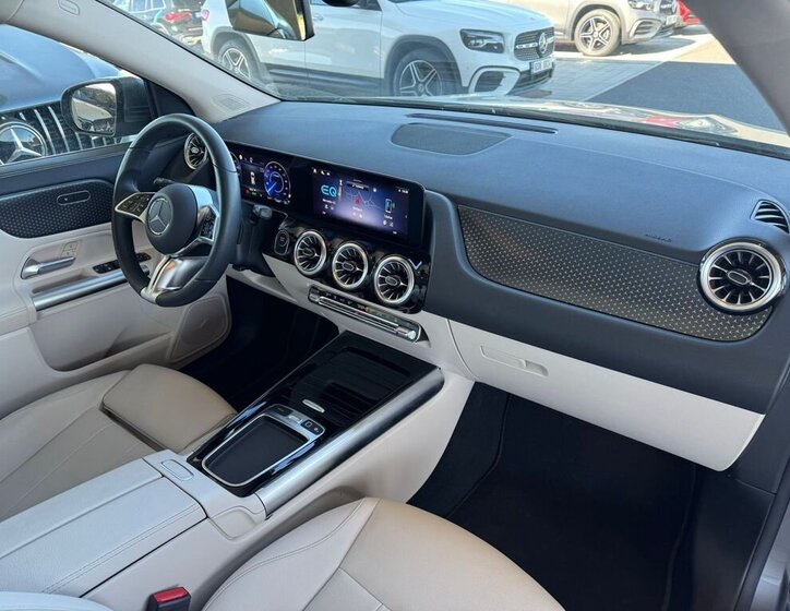 Mercedes-Benz EQA SUV / Terénní 0,0 140 kw