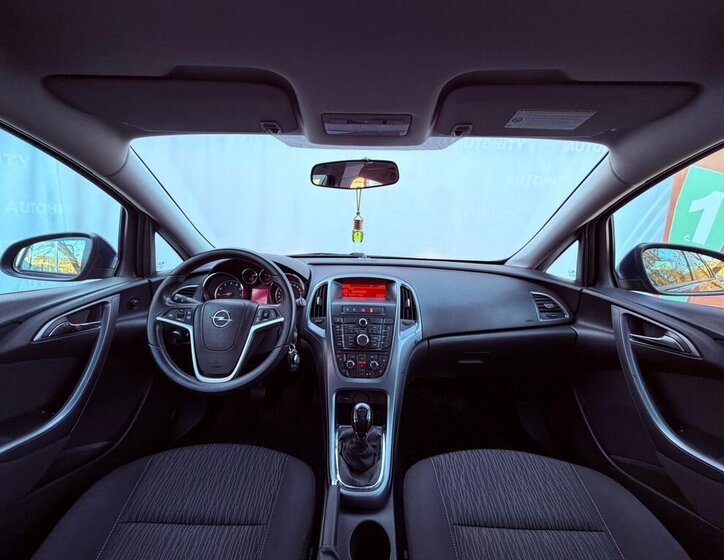 Opel Astra Hatchback 1,4 l 74 kw