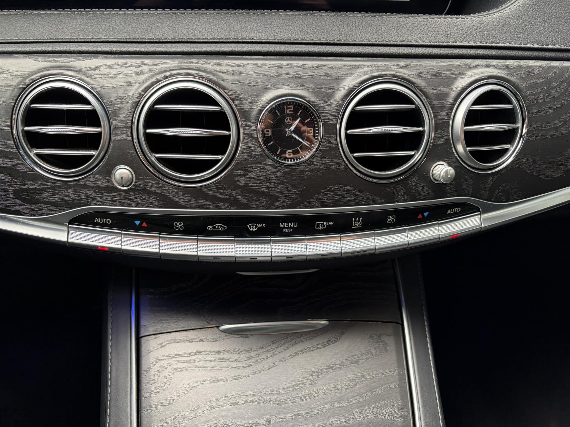 Mercedes-Benz Třídy S Sedan / Limuzína 4,0 l 345 kw