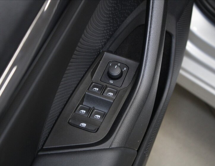 Škoda Octavia Kombi 2,0 l 85 kw