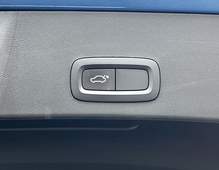 Volvo XC40 SUV 2,0 l 140 kw