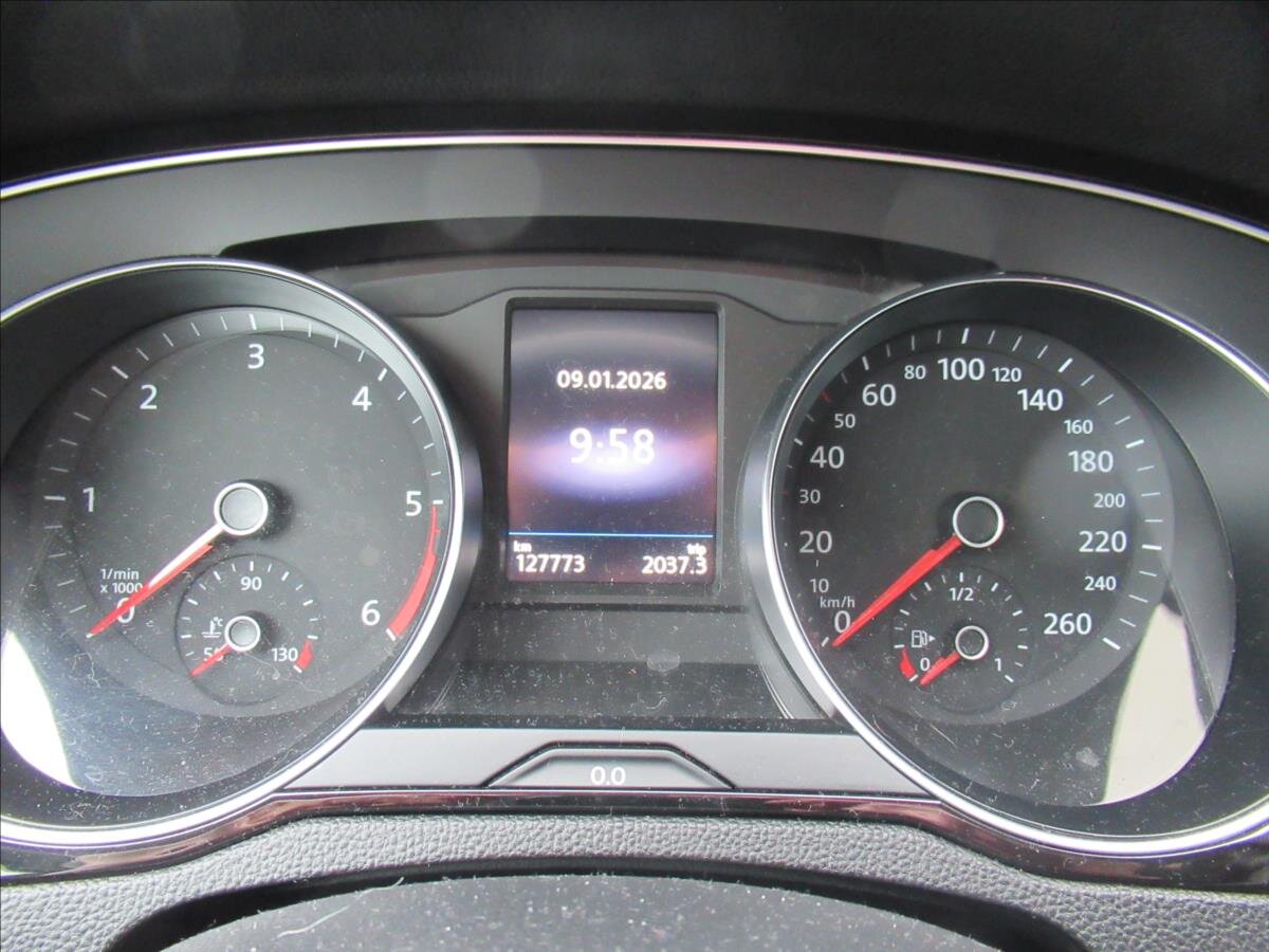 Volkswagen Passat Kombi 2,0 l 110 kw