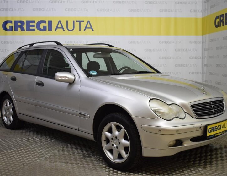 Mercedes-Benz Třídy C Kombi 1,8 l 105 kw
