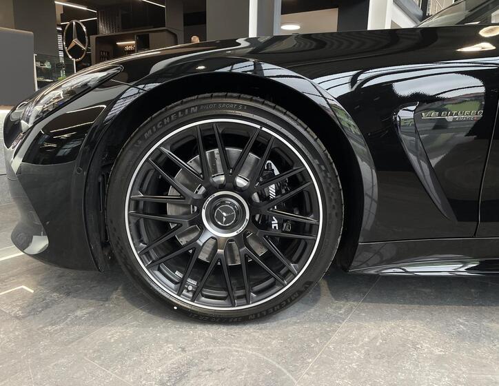 Mercedes-Benz AMG GT 22