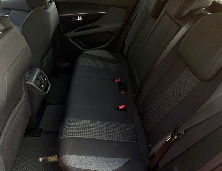 Peugeot 3008 SUV / Terénní 1,2 l 96 kw