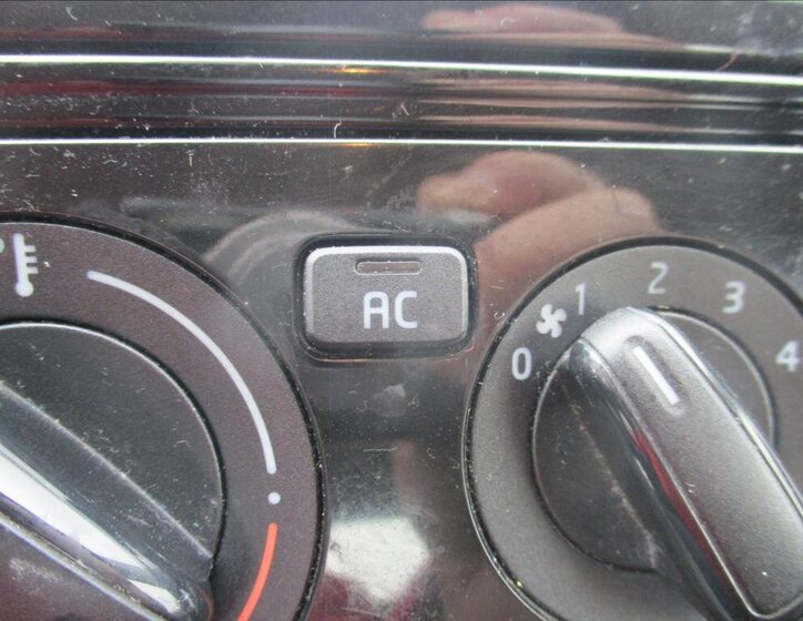 Volkswagen up! Hatchback 999,0 44 kw