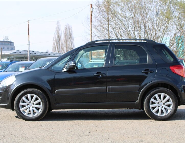 Suzuki SX4 Hatchback 1,6 l 88 kw
