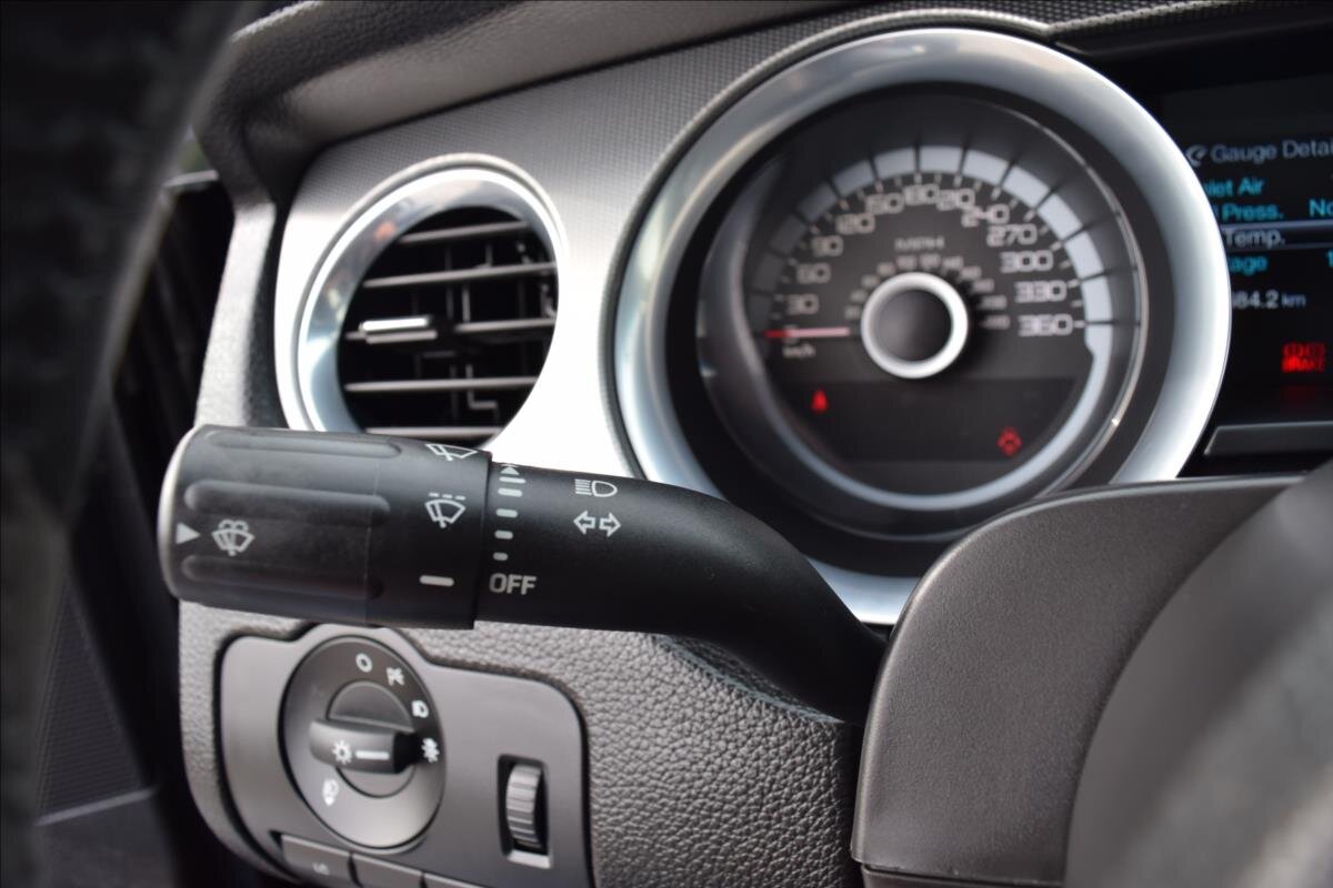 Ford Mustang Kupé 5,8 l 485 kw