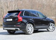 Volvo XC90 SUV / Terénní 2,0 l 165 kw