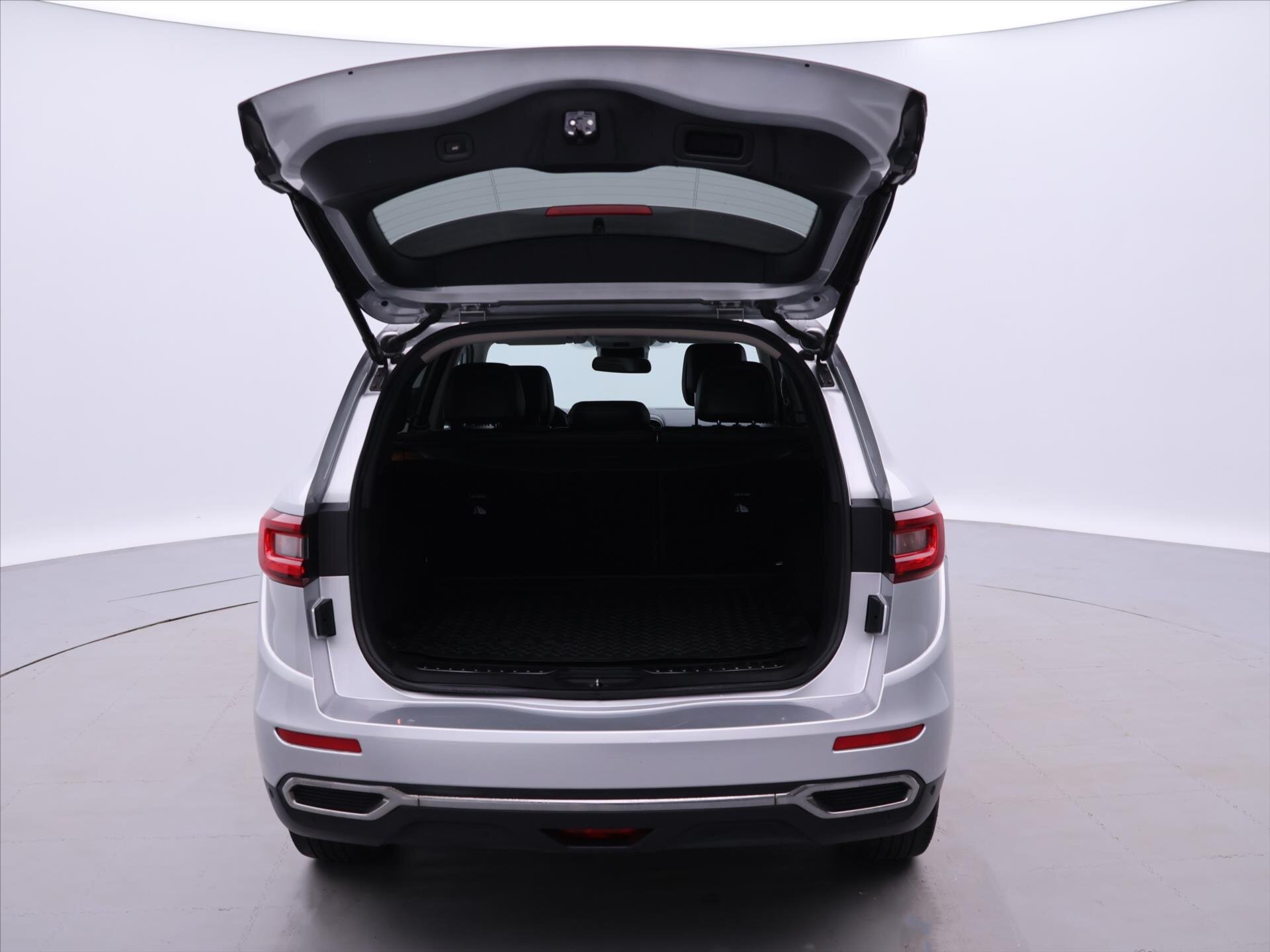 Renault Koleos SUV / Terénní 2,0 l 313 kw